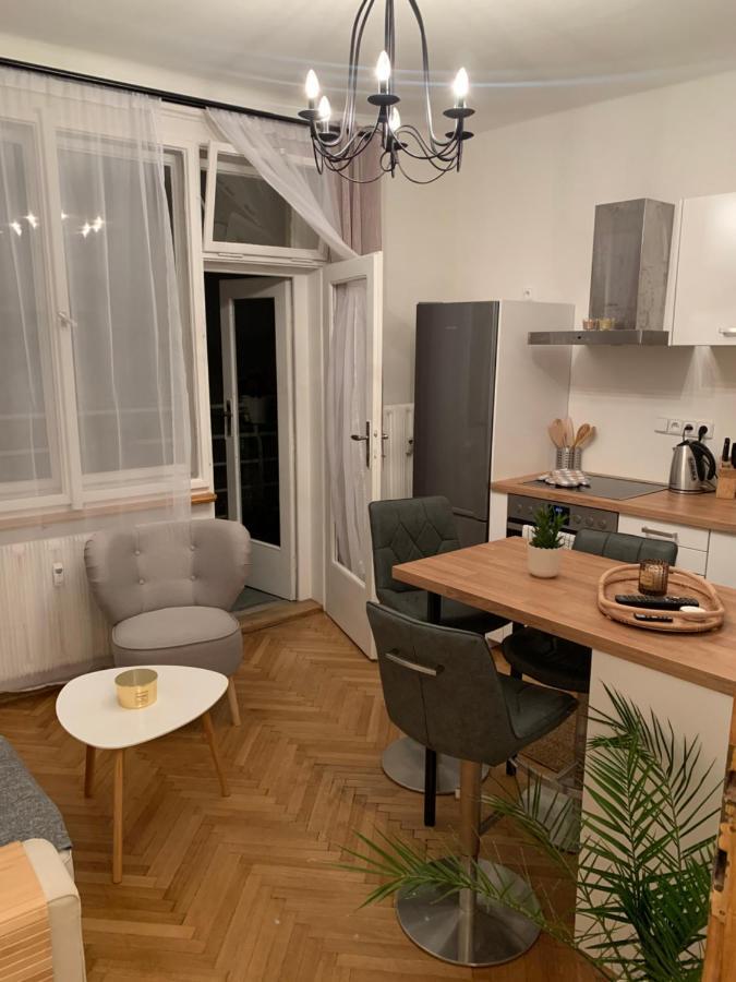 Anenska By Charles Bridge 1 Apartment Prague Exterior photo